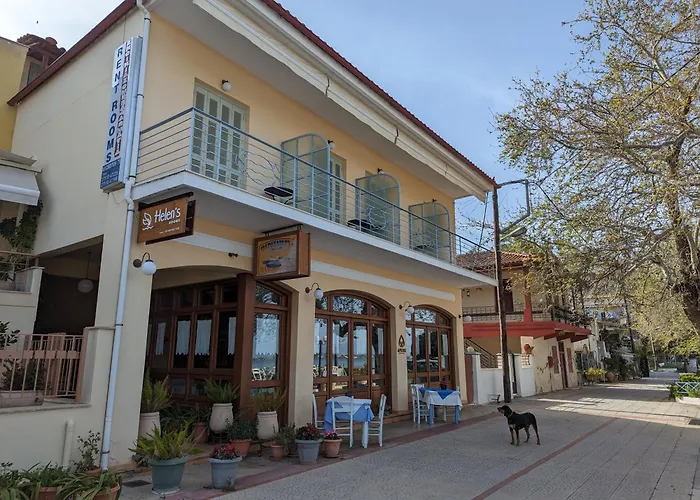 Helen's ホテル Míloi